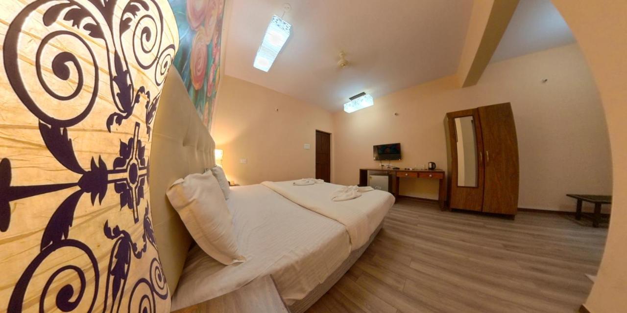 Resort Martins Siesta , A Portuguese Heritage Resort In Calangute Арпора Экстерьер фото