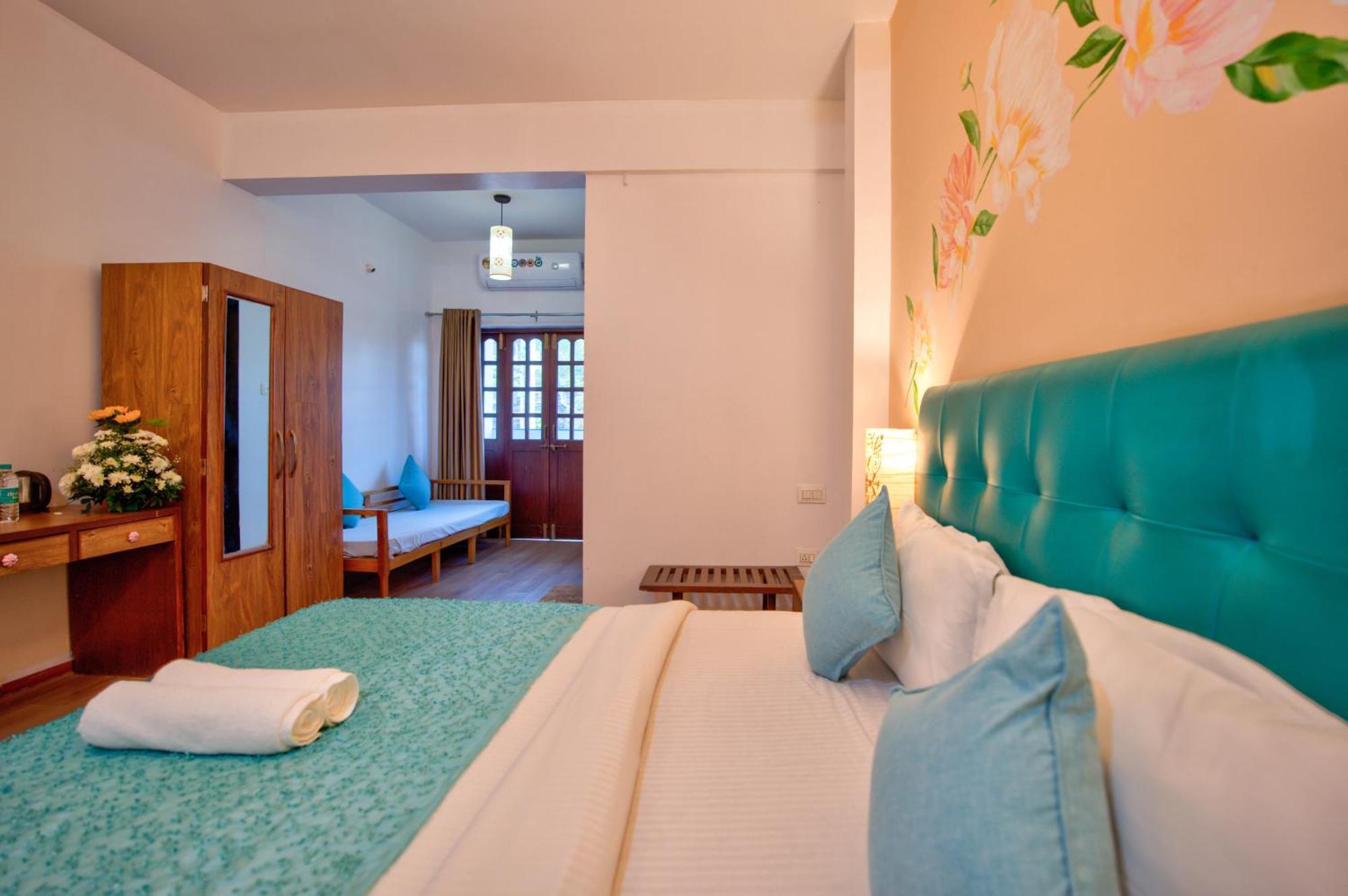 Resort Martins Siesta , A Portuguese Heritage Resort In Calangute Арпора Экстерьер фото