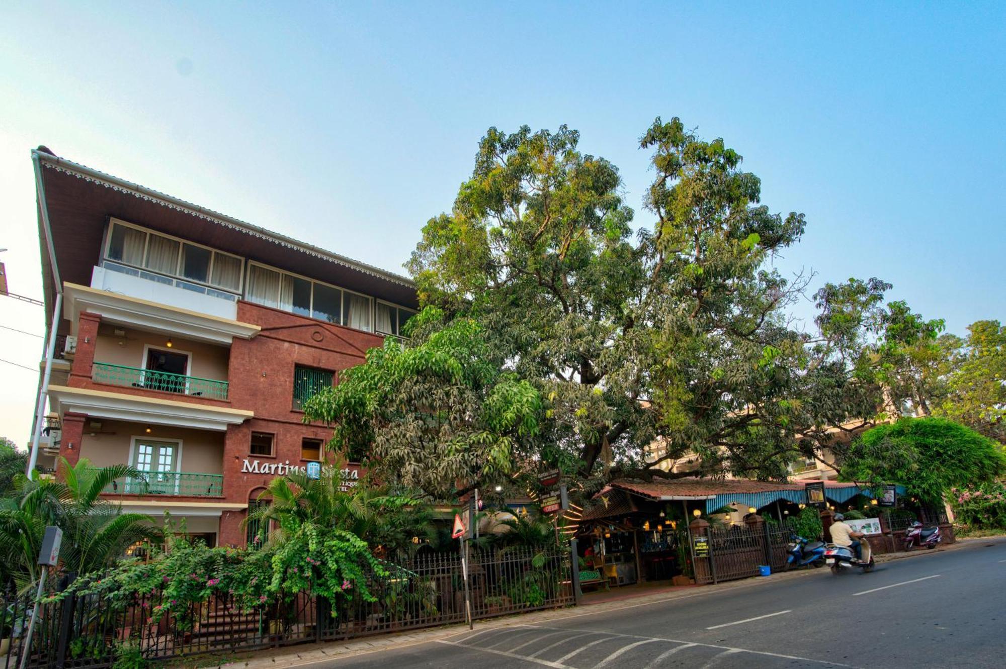 Resort Martins Siesta , A Portuguese Heritage Resort In Calangute Арпора Экстерьер фото