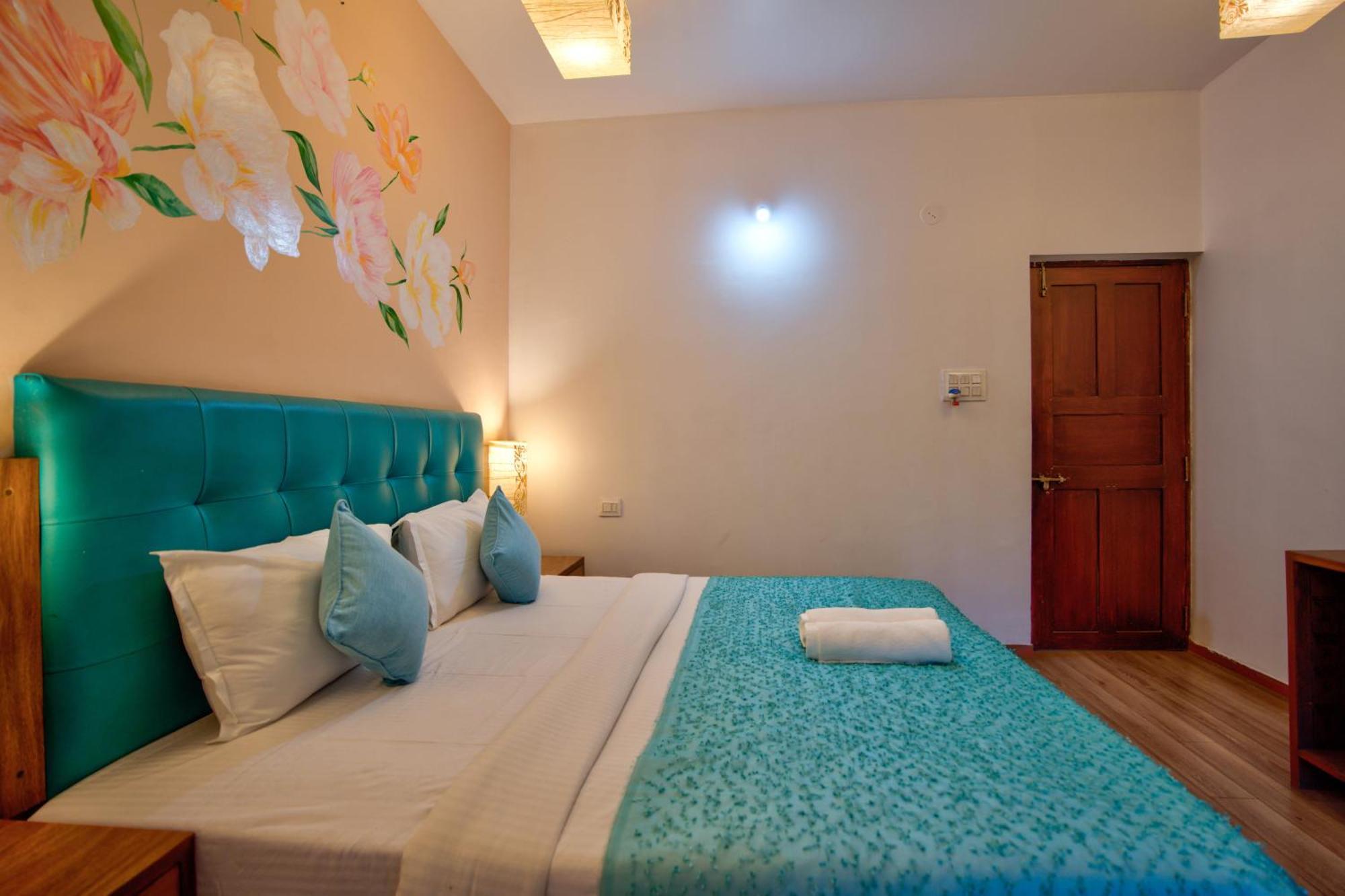 Resort Martins Siesta , A Portuguese Heritage Resort In Calangute Арпора Экстерьер фото